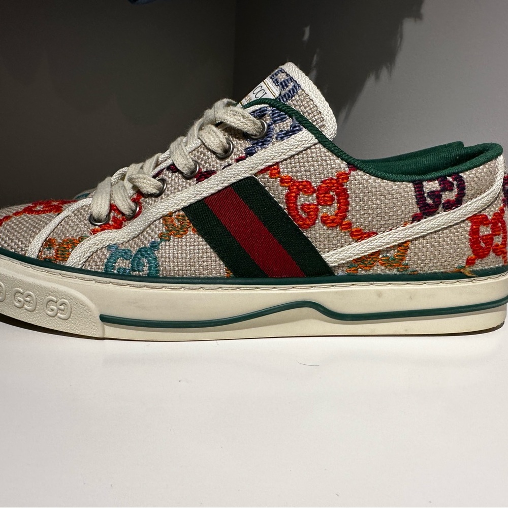 Gucci Psychedelic GG Sneakers - Picture 12 of 16